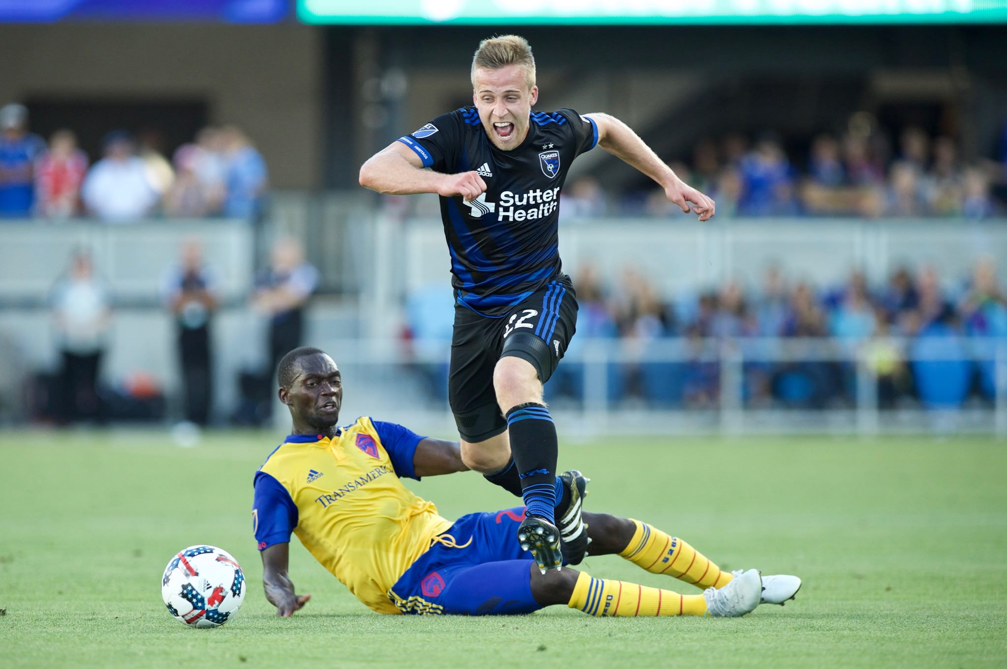 下的联赛服 下的联赛服